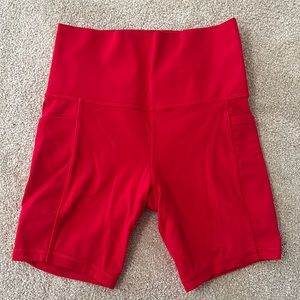 Athleta Salutation Stash Pocket II 7” Short